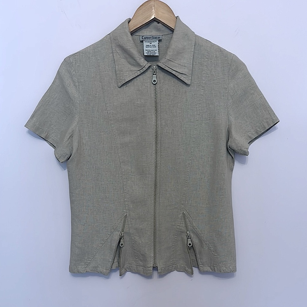 Connection 18 Taupe Short Sleeve Zip-Up Blouse